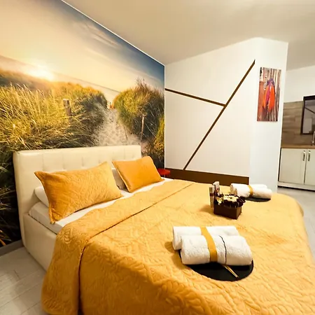 The Click Apartment