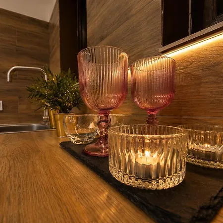 Golden Nest -